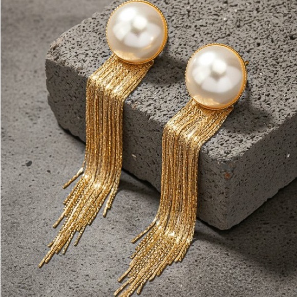 Gold Pearl Fringe Earrings - Picture 3 of 6